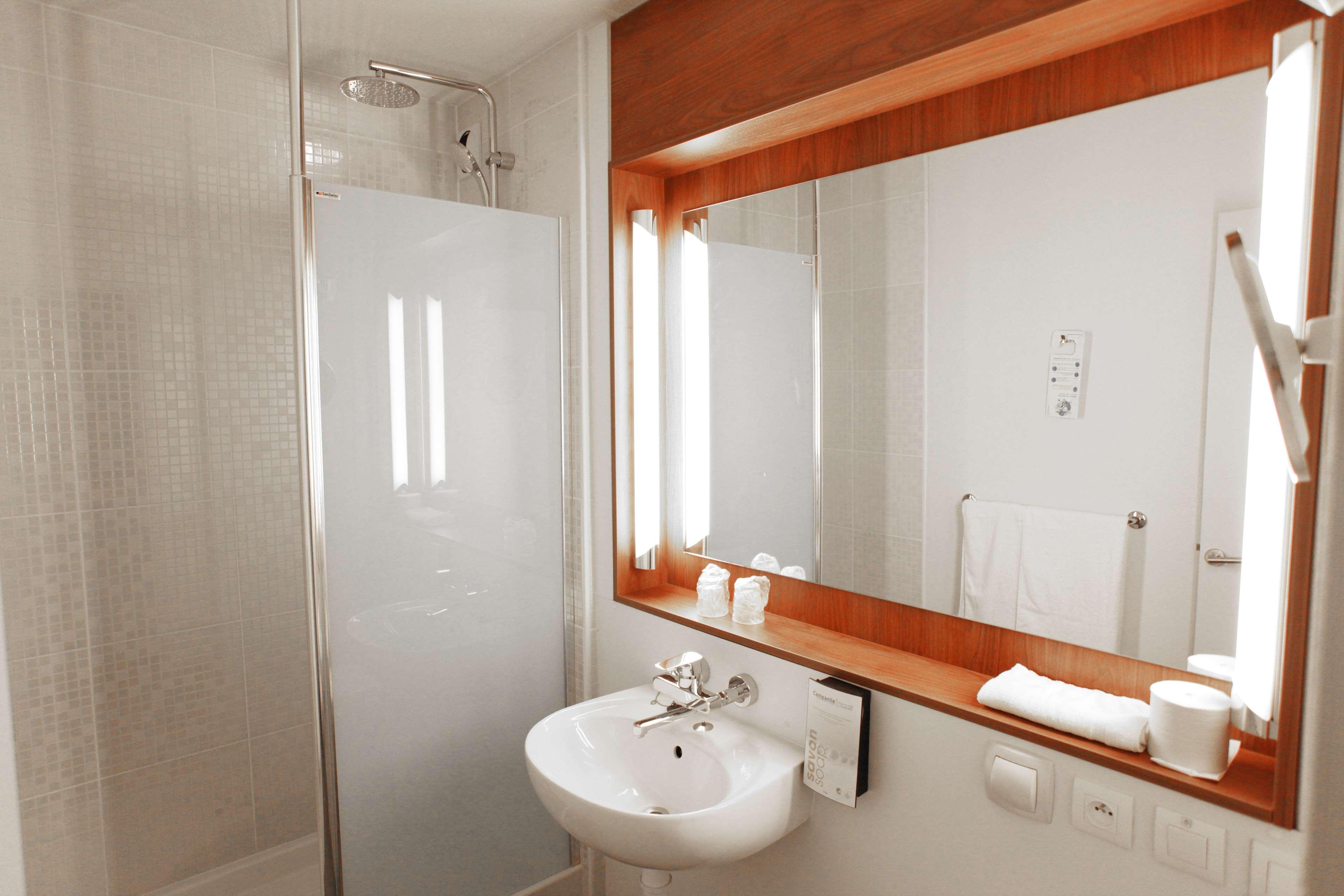 Campanile Marseille Vitrolles Griffon Otel Dış mekan fotoğraf